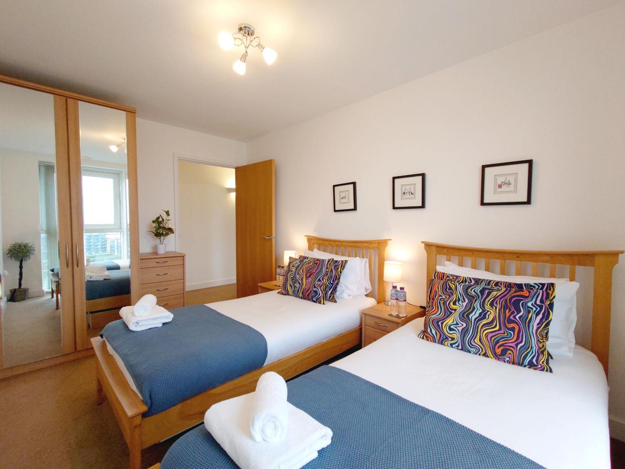 London Excel Stays - Three Bed Serviced Apartment Bagian luar foto