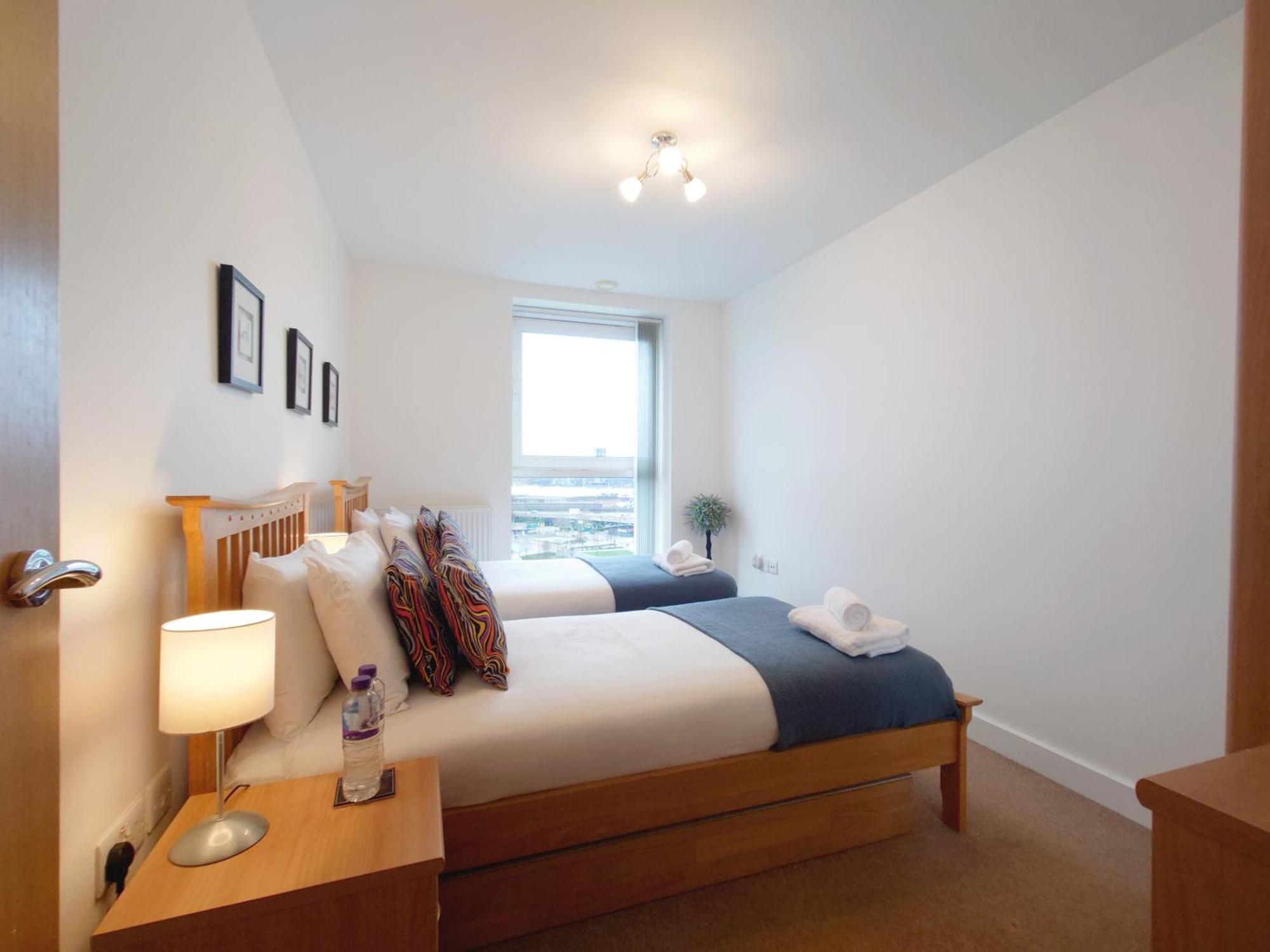 London Excel Stays - Three Bed Serviced Apartment Bagian luar foto