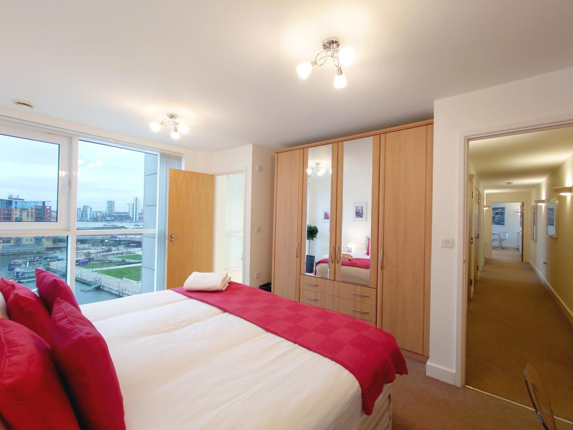 London Excel Stays - Three Bed Serviced Apartment Bagian luar foto
